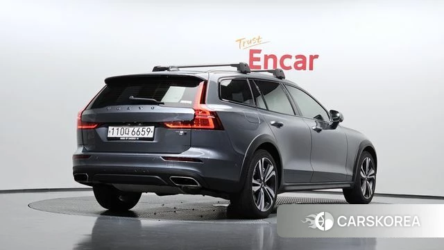Volvo V60 Cross-Country 2nd Generation id 4604864 из Кореи 12