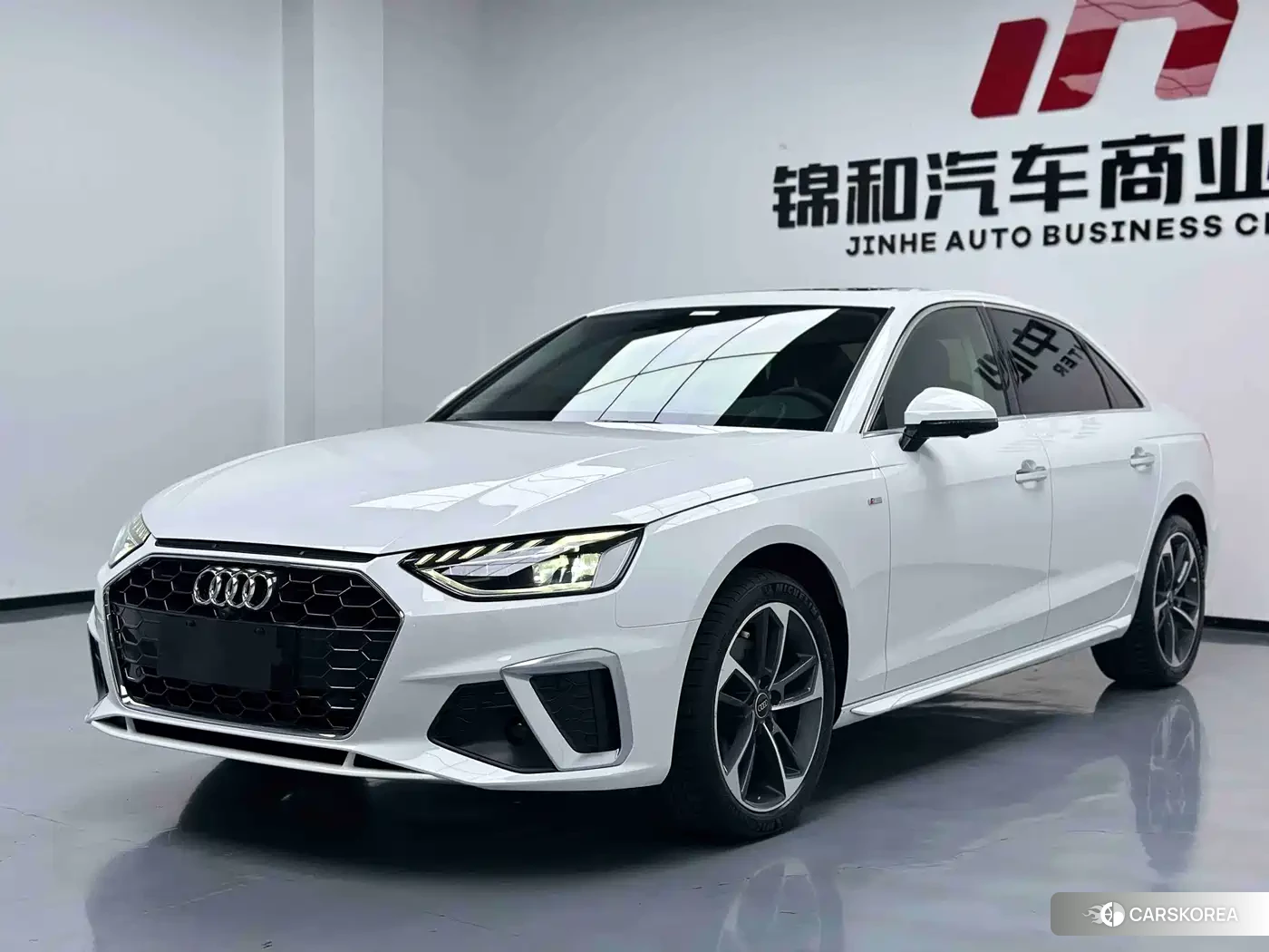 Audi A4L 2023 Белый из Китая, фото 3