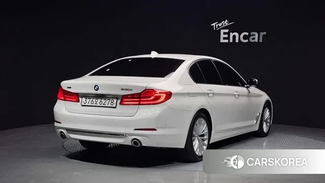 BMW 5 Series (G30) id 3748312 из Кореи 12