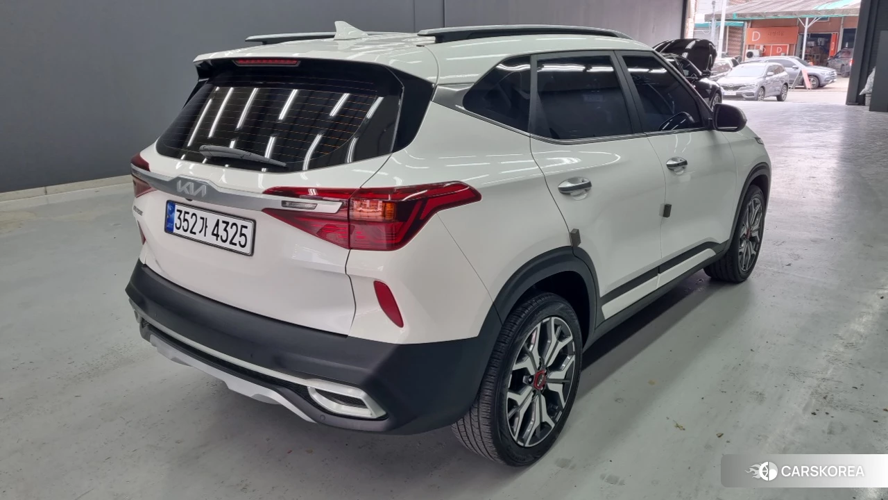 Kia Seltos id 4423100 из Кореи 10