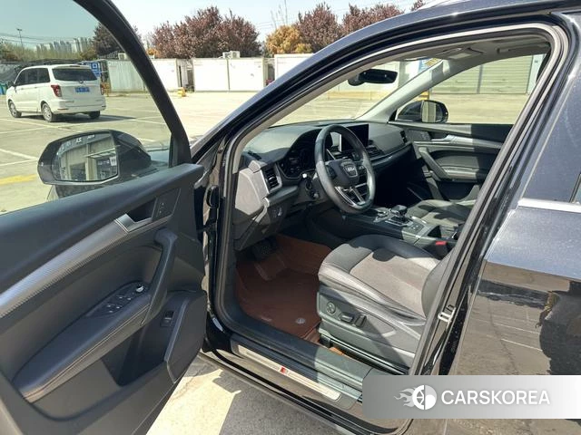 Audi Q5L id 3876339 из Китая 9