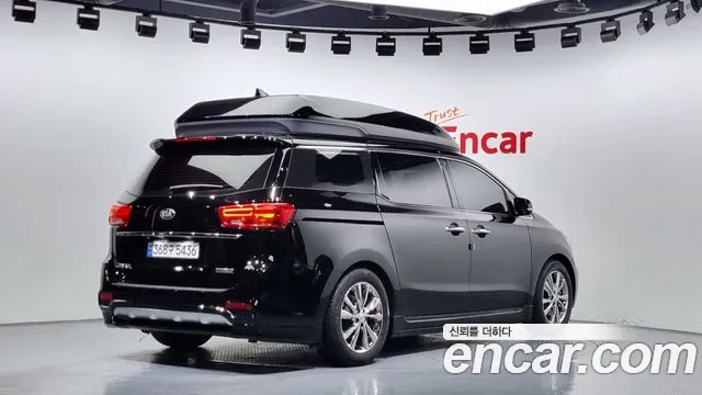 Kia The New Carnival id 2342440 из Кореи 12