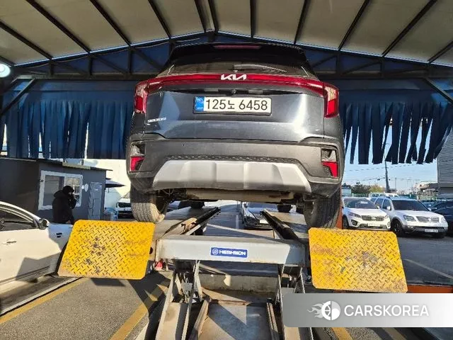 Kia The New Seltos 2024 Серебристо-серый из Кореи, фото 2