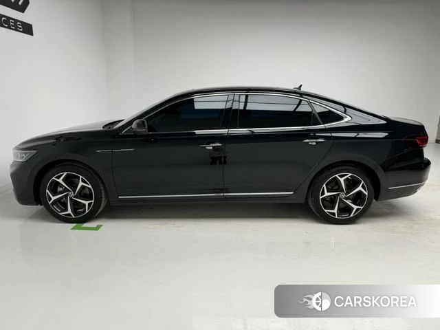 Volkswagen Passat id 4307121 из Китая 9