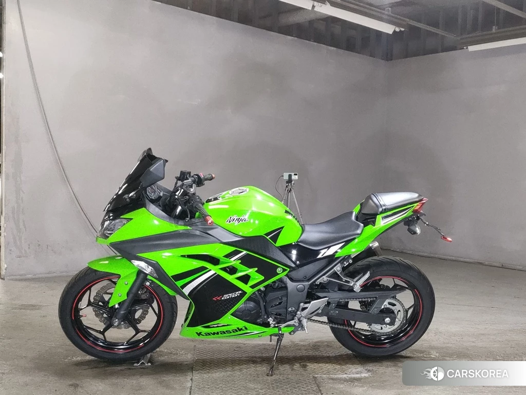 Проданный Kawasaki NINJA 250 2014 из Японии, фото 2