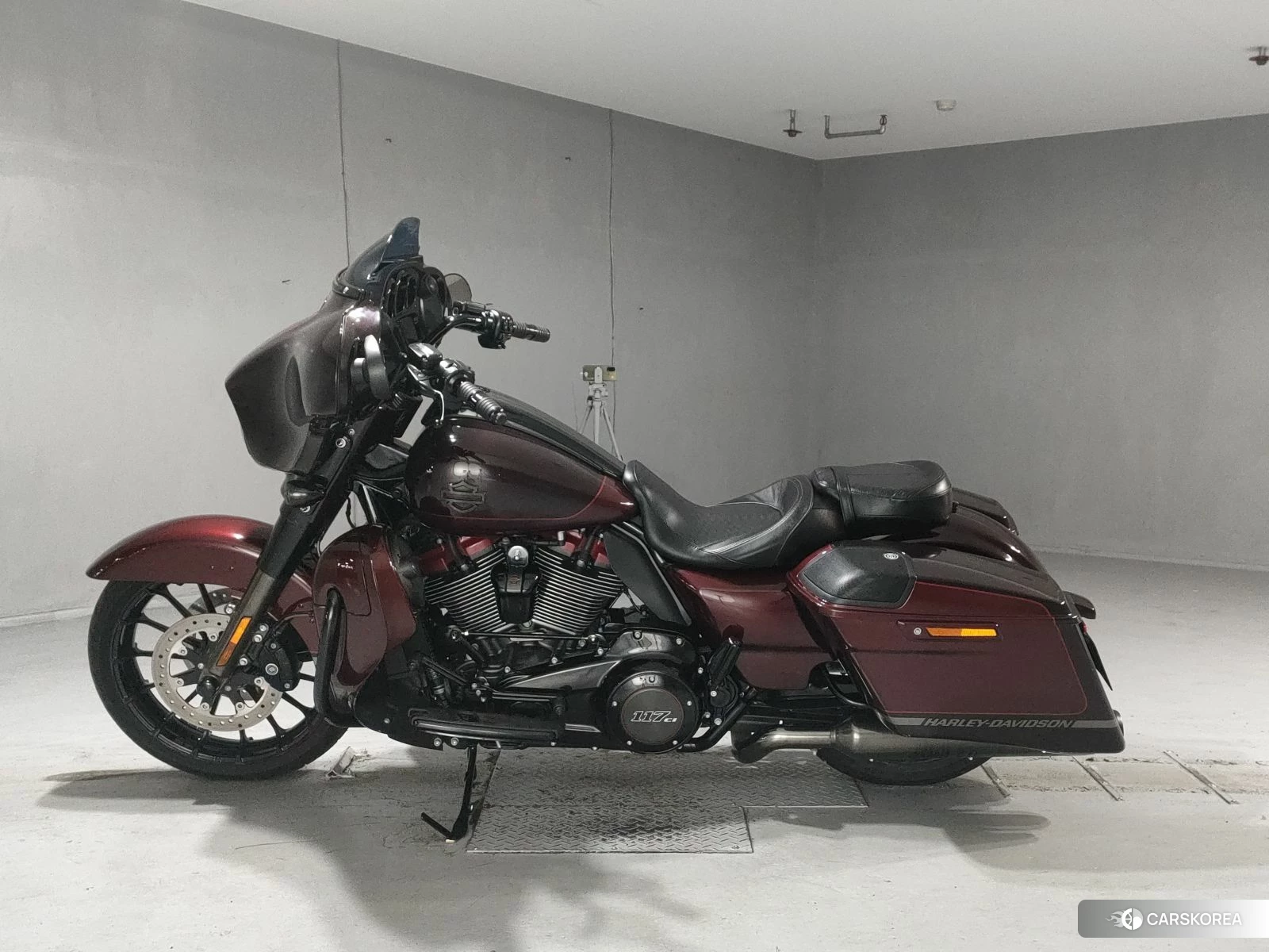 Проданный Harley-Davidson Street Glide FLHXSE1920 CVO 2019 из Японии, фото 3