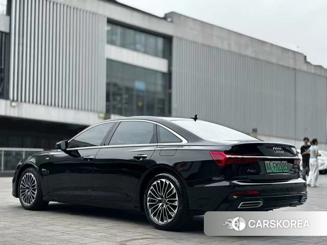 Audi A6L PHEV id 4314519 из Китая 10