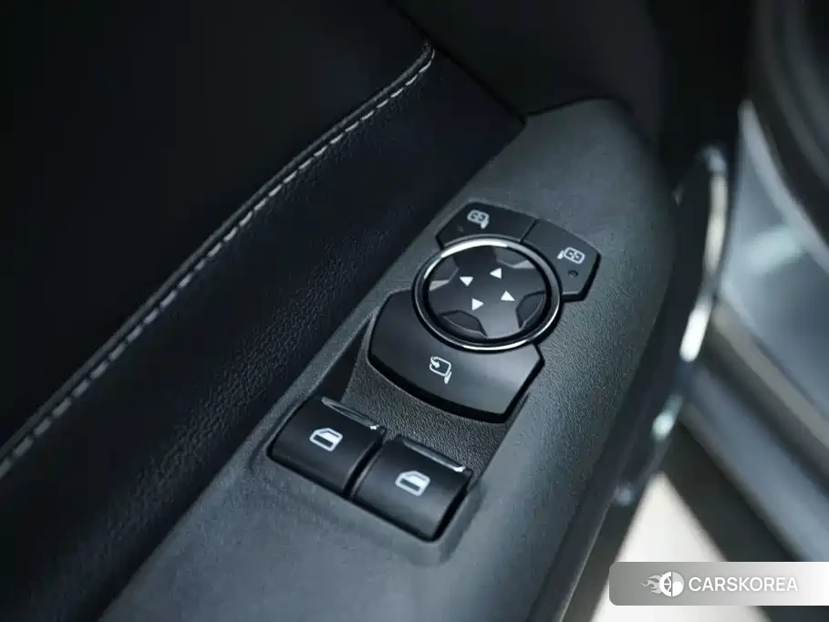 Ford Mustang id 4583857 из Китая 10