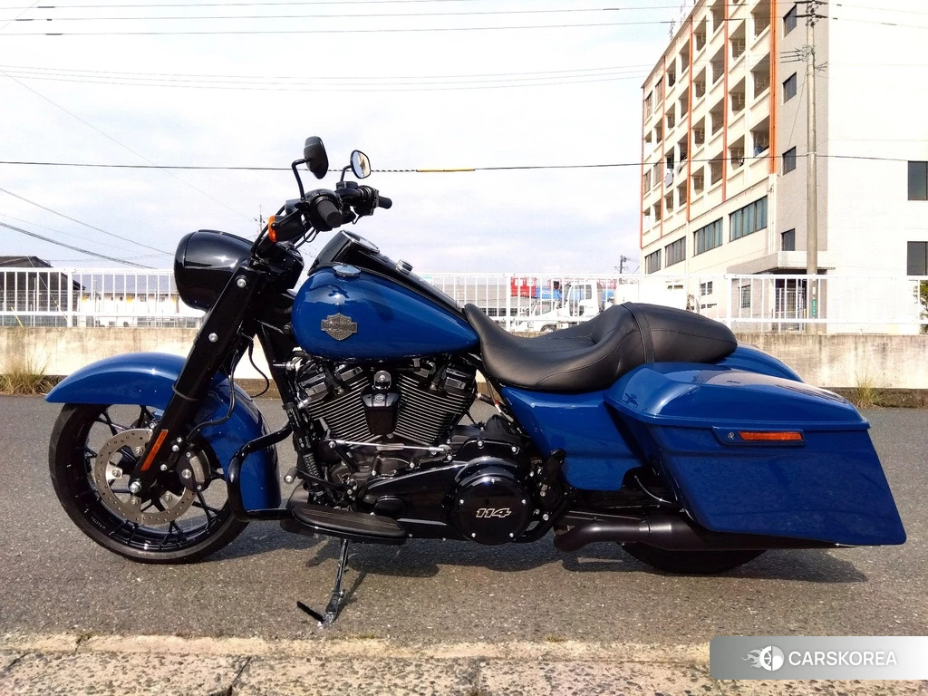 Проданный Harley-Davidson Road King FLHRXS1750 2023 из Японии, фото 2
