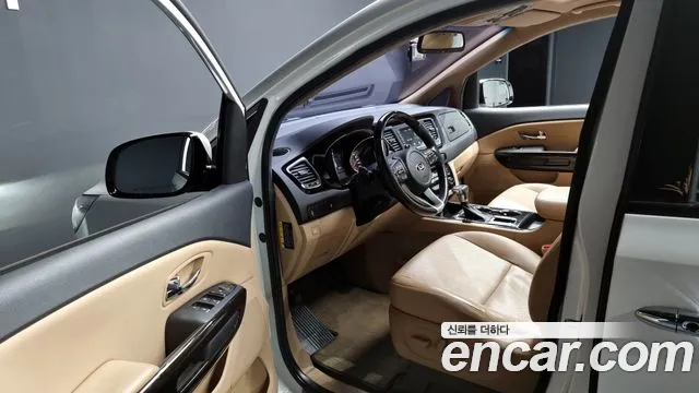 Kia The New Carnival id 2607350 из Кореи 12