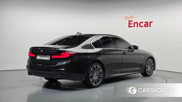 BMW 5 Series (G30) id 3966073 из Кореи 12