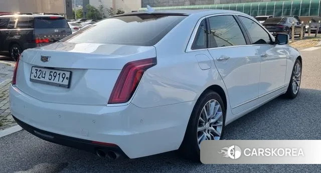 Cadillac CT6 2018 Жемчужный цвет из Кореи, фото 6