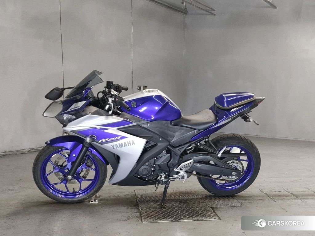 Проданный Yamaha YZF-R25 2014 из Японии