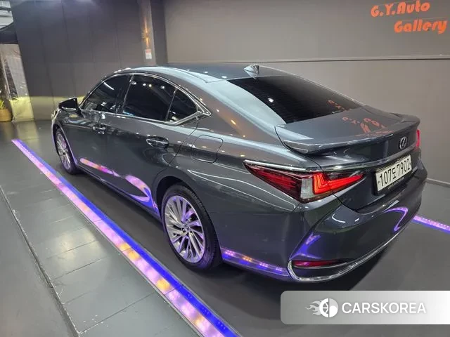 Lexus ES300h 7th generation id 3341954 из Кореи 12