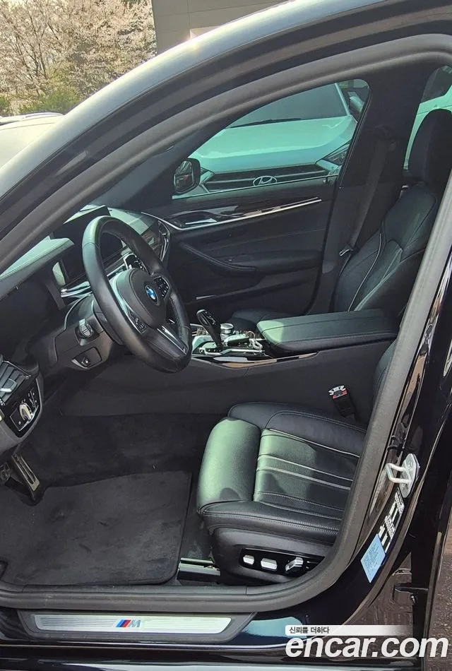 BMW 5 Series (G30) id 2631935 из Кореи 10