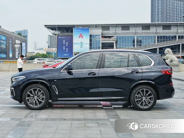BMW X5 2023 Черный из Китая, фото 5