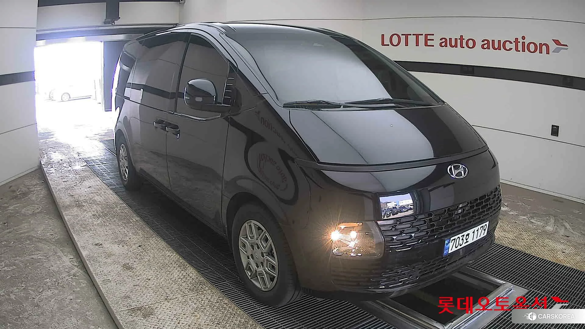 Hyundai Staria id 3882017 из Кореи 12