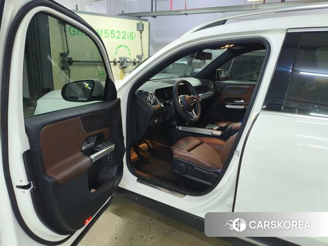 Mercedes-Benz GLB 2022 Белый из Китая, фото 4