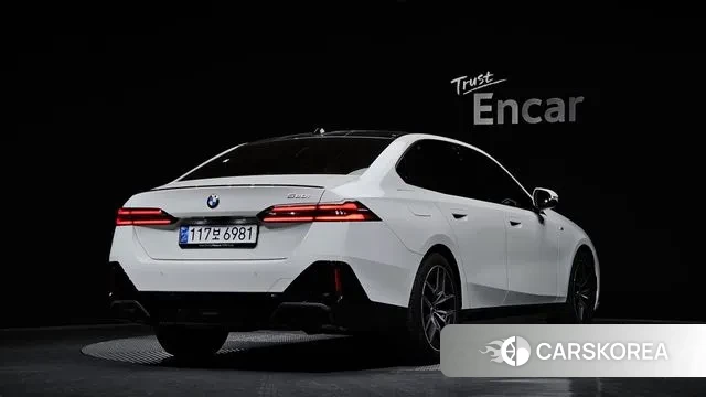 BMW 5 Series (G60) id 3560175 из Кореи 12