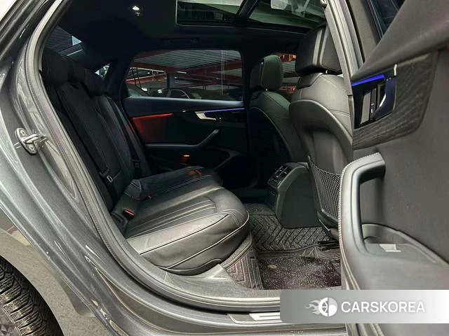 Audi A4L id 4307199 из Китая 12
