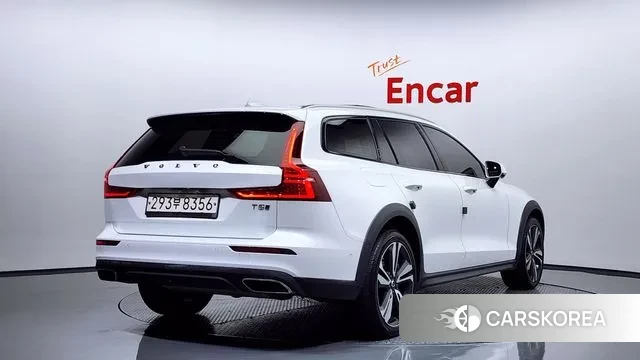 Volvo V60 Cross-Country 2nd Generation id 3269837 из Кореи 12