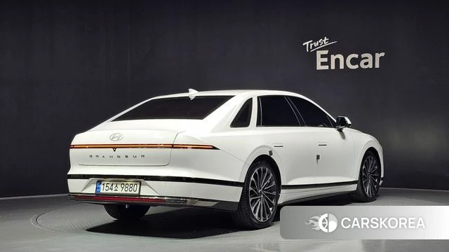 Hyundai Grandeur (GN7) id 4427922 из Кореи 12