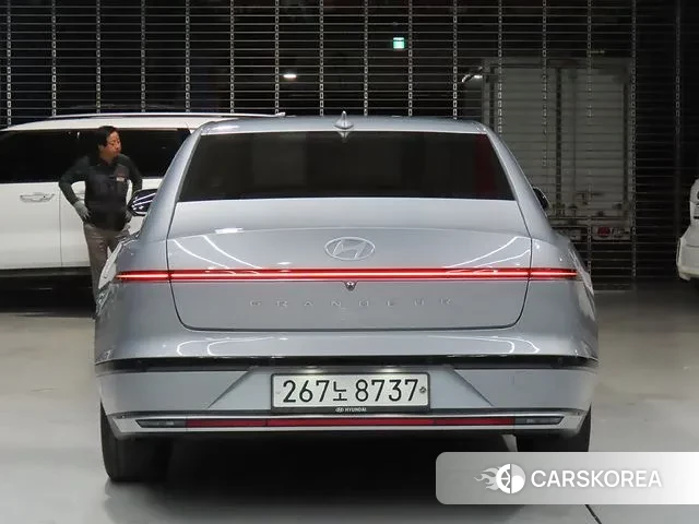 Hyundai Grandeur (GN7) id 3251960 из Кореи 12