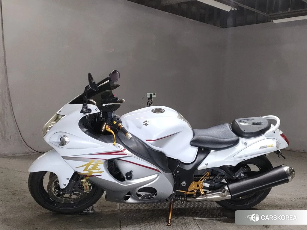 Проданный Suzuki GSX1300R HAYABUSA 2015 из Японии, фото 2