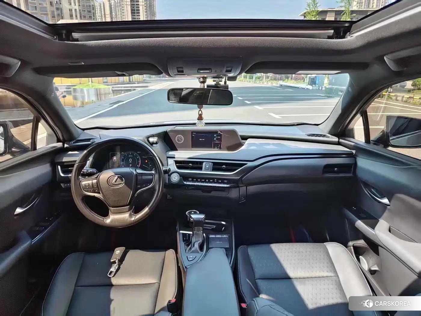 Lexus UX 2022 Silver/gray из Китая, фото 2