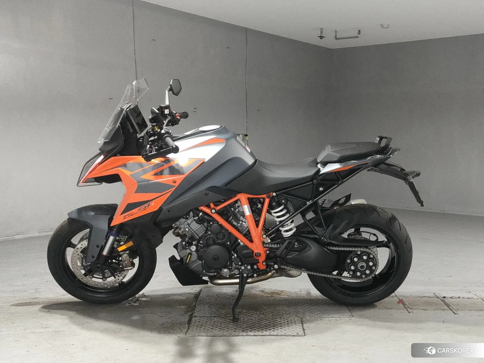KTM 1290 SUPER DUKE GT 2023 из Японии, фото 3