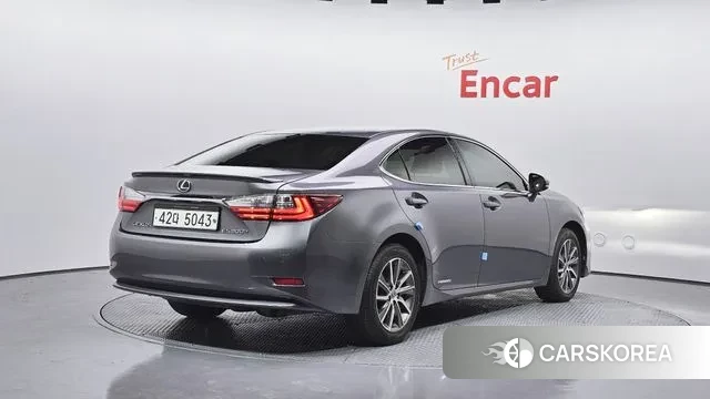 Lexus New ES300h id 3345347 из Кореи 12