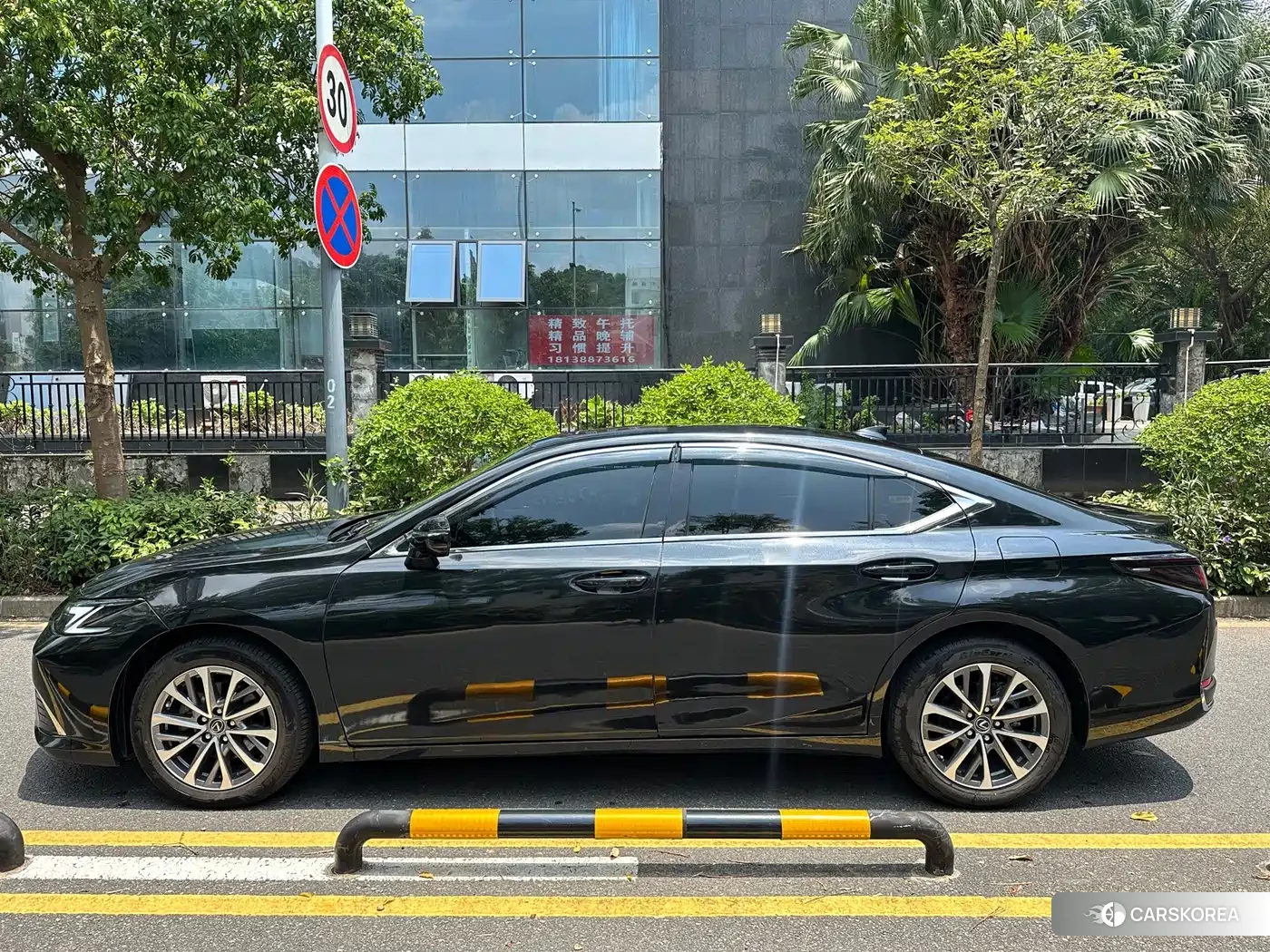 Lexus ES 2024 Черный из Китая, фото 5