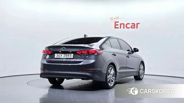 Hyundai Avante AD id 3899846 из Кореи 12