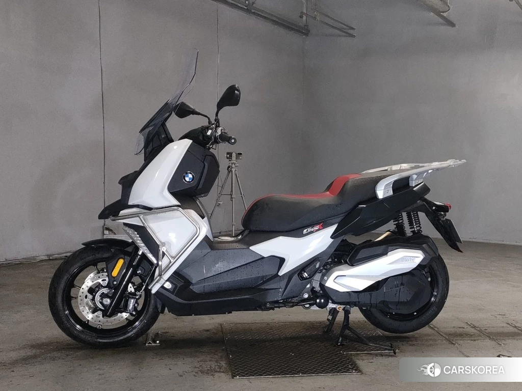 Проданный BMW C400X 2019 из Японии, фото 2