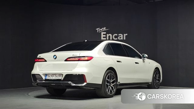 BMW 7 Series (G70) id 4487892 из Кореи 12