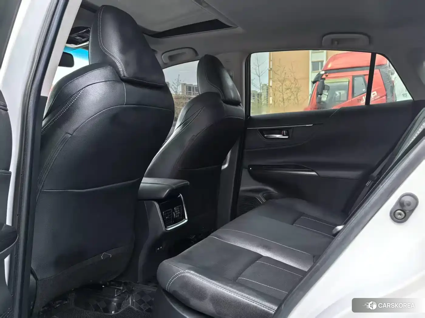 Toyota Ling Fang HARRIER 2023 Белый из Китая, фото 3