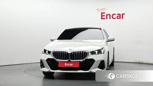 BMW 5 Series (G60) id 4493575 из Кореи 12
