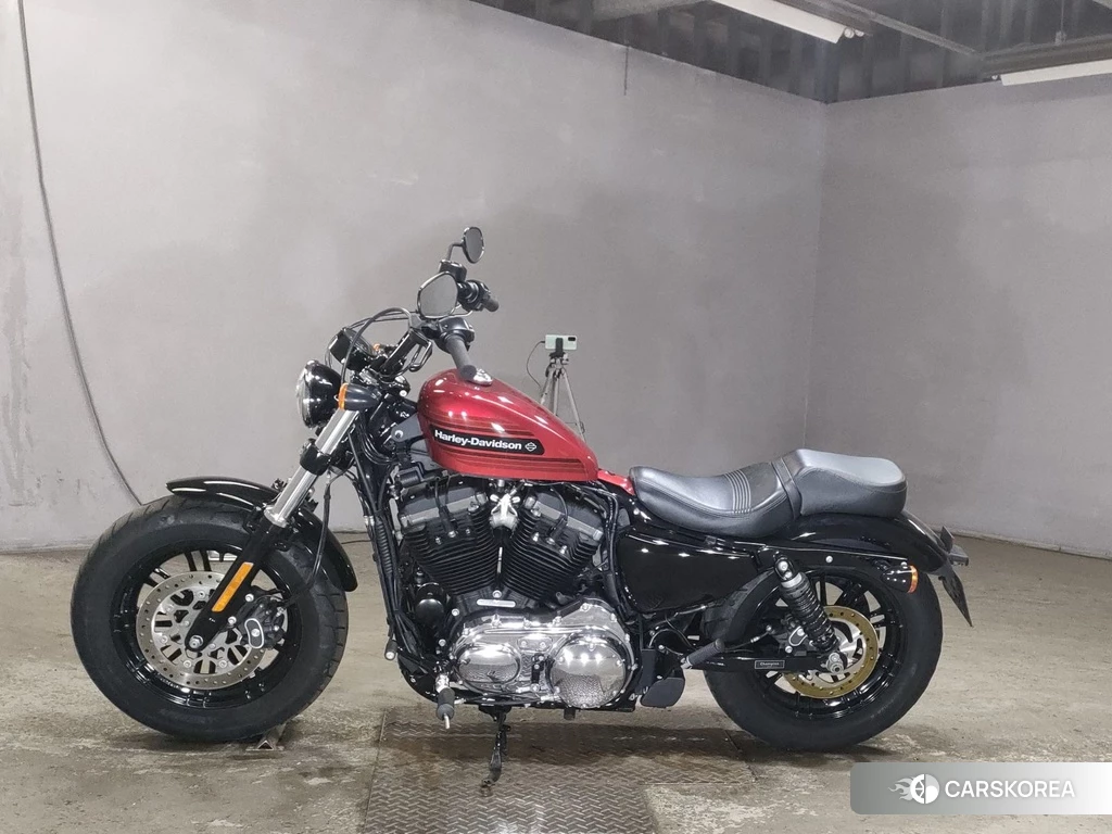 Проданный Harley-Davidson Sportster 48 XL1200X 2018 из Японии, фото 2