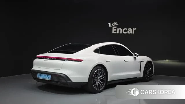 Porsche Taycan id 3223655 из Кореи 12