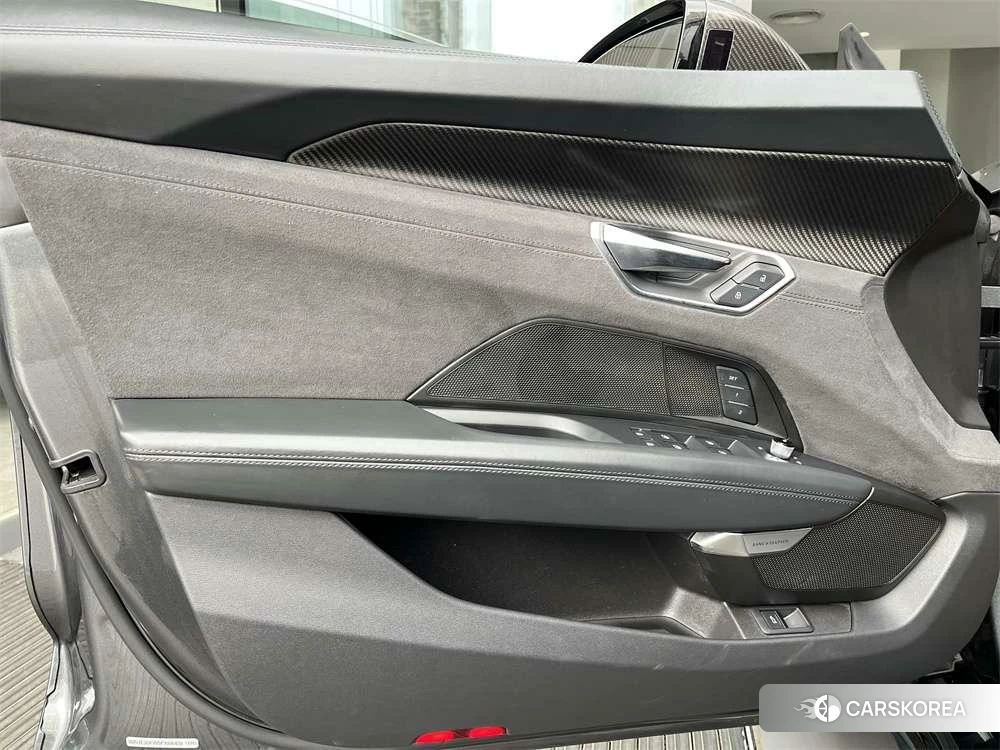 Audi e-tron GT id 4440277 из Китая 9
