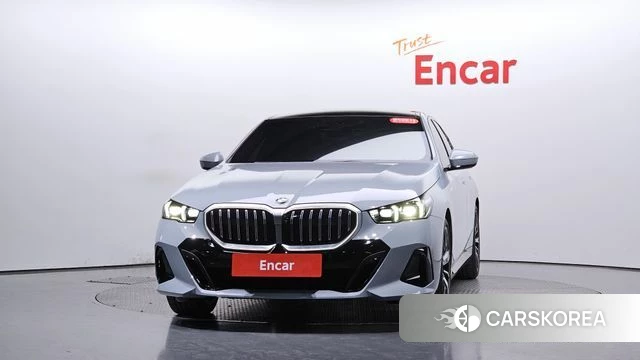 BMW 5 Series (G60) id 4222535 из Кореи 12