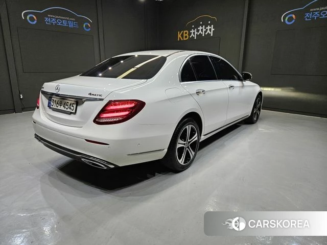 Mercedes-Benz E-Class W213 id 4417322 из Кореи 12