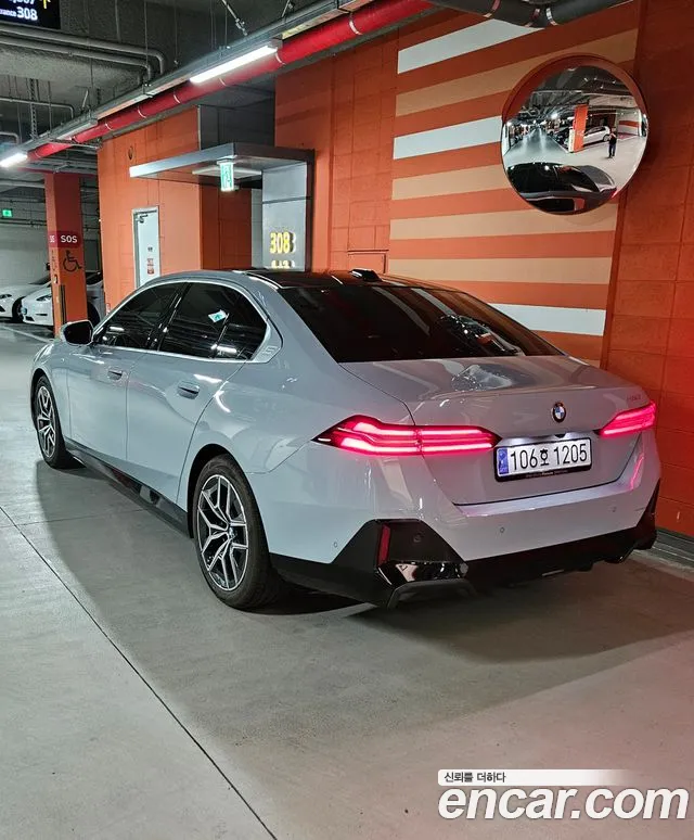 BMW 5 Series (G60) id 2657699 из Кореи 2