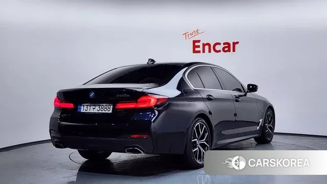 BMW 5 Series (G30) id 3701928 из Кореи 12