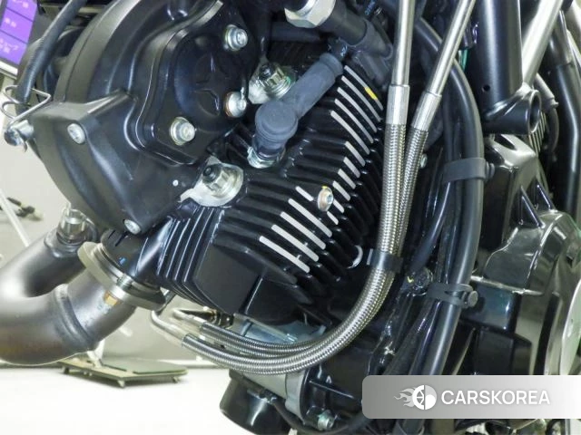 Engine photo