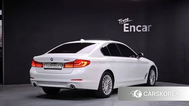 BMW 5 Series (G30) id 3742287 из Кореи 12