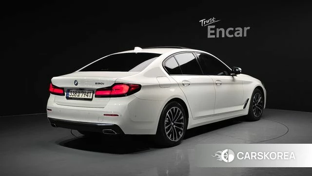 BMW 5 Series (G30) id 4434665 из Кореи 12
