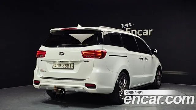 Kia The New Carnival id 2334046 из Кореи 12