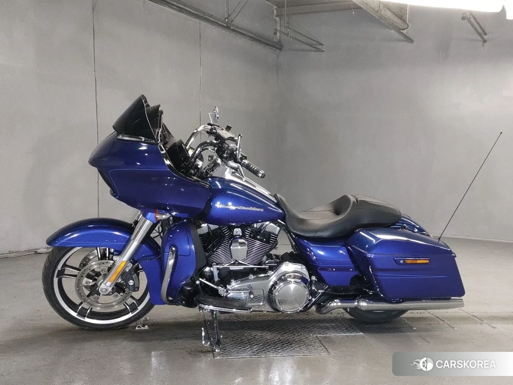 Проданный Harley-Davidson Road Glide FLTRXS1690 2016 из Японии, фото 2