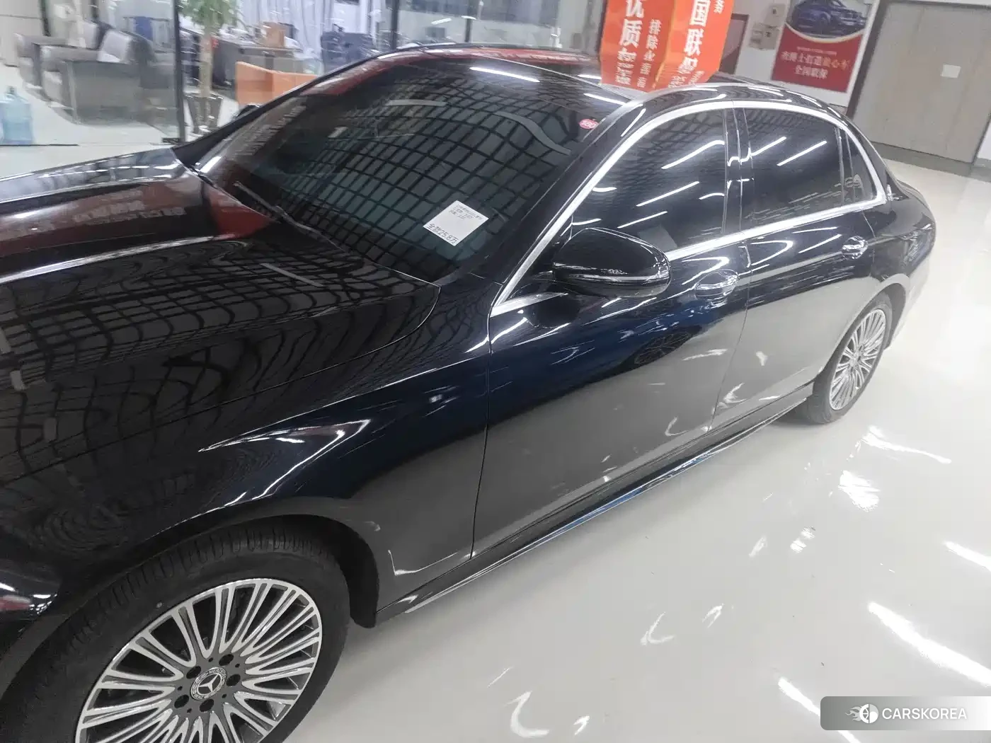 Mercedes-Benz E-Class 2023 Черный из Китая, фото 2